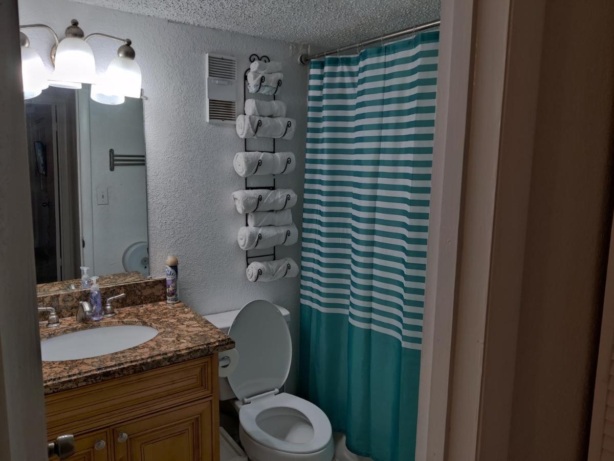 Centauri Vacation Rentals Beautiful 2-Bedroom Condo, Near All Orlando Attractions, Free Parking & Wi-Fi, King Bed, #1 ภายนอก รูปภาพ