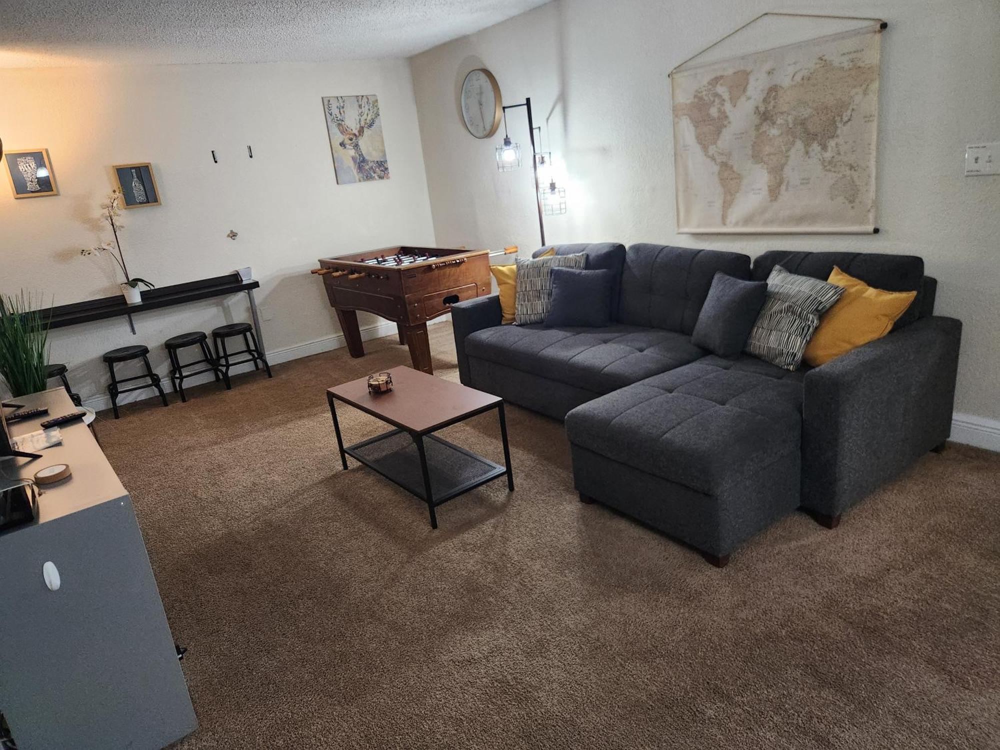 Centauri Vacation Rentals Beautiful 2-Bedroom Condo, Near All Orlando Attractions, Free Parking & Wi-Fi, King Bed, #1 ภายนอก รูปภาพ